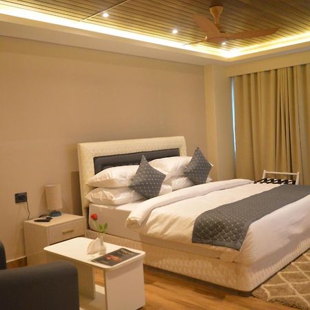 Essence Grandeur Hotell Guwahati Eksteriør bilde