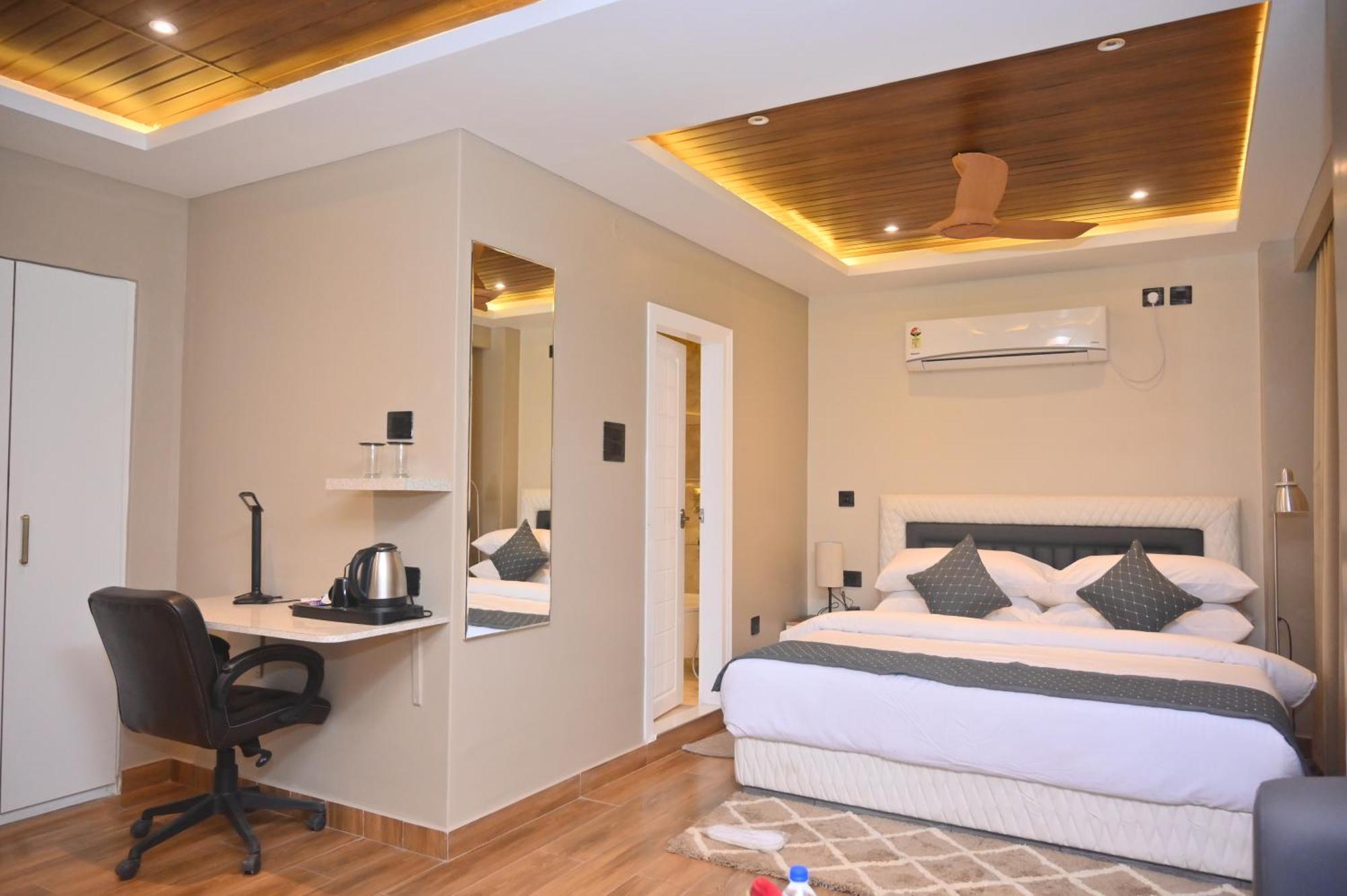 Essence Grandeur Hotell Guwahati Eksteriør bilde