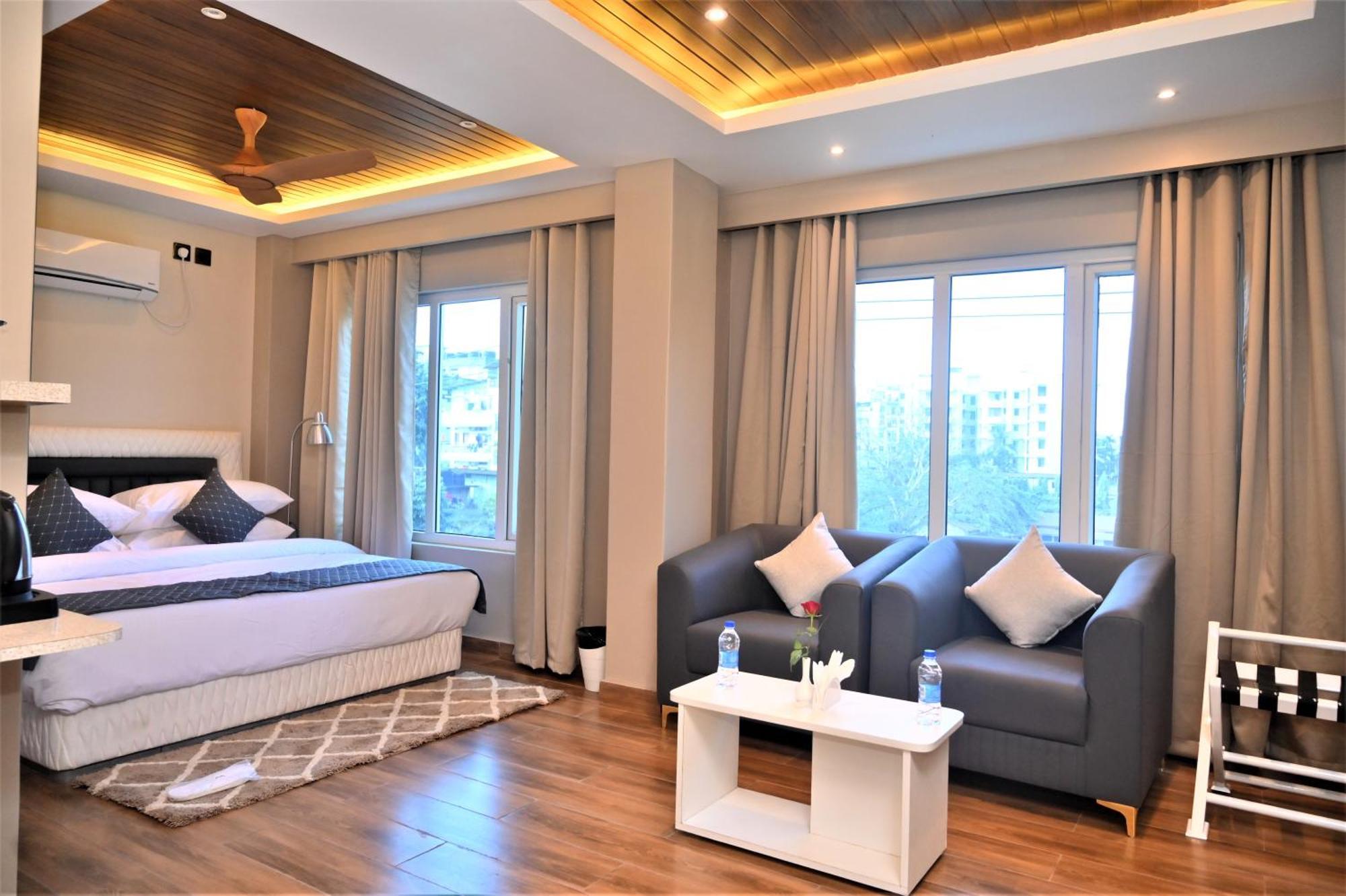Essence Grandeur Hotell Guwahati Eksteriør bilde