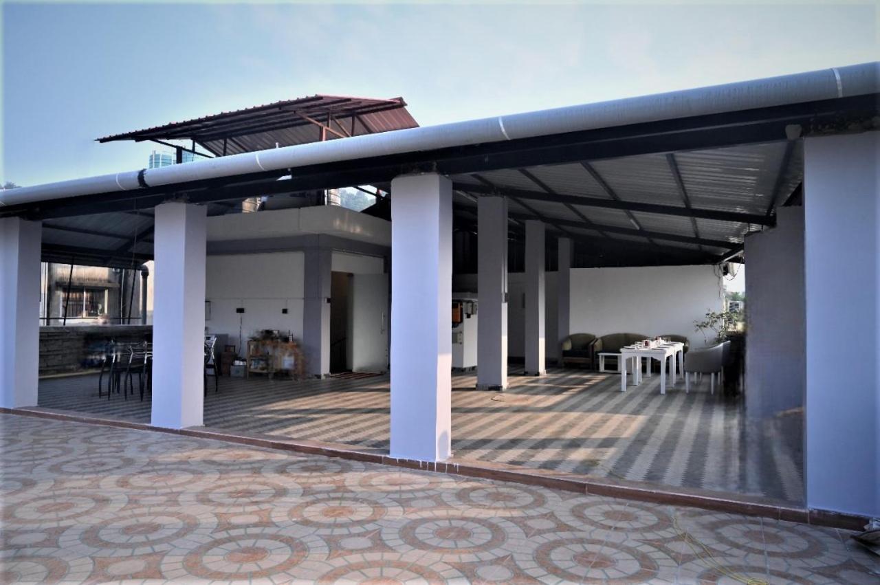 Essence Grandeur Hotell Guwahati Eksteriør bilde