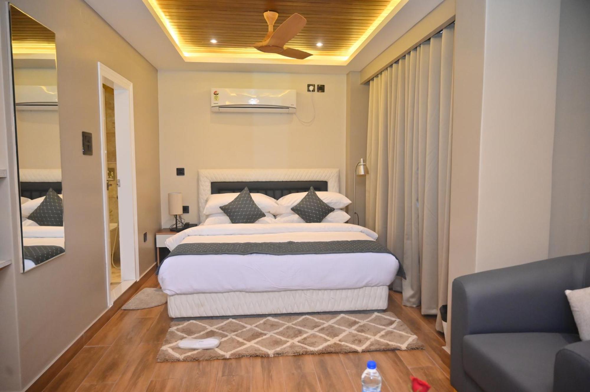 Essence Grandeur Hotell Guwahati Eksteriør bilde