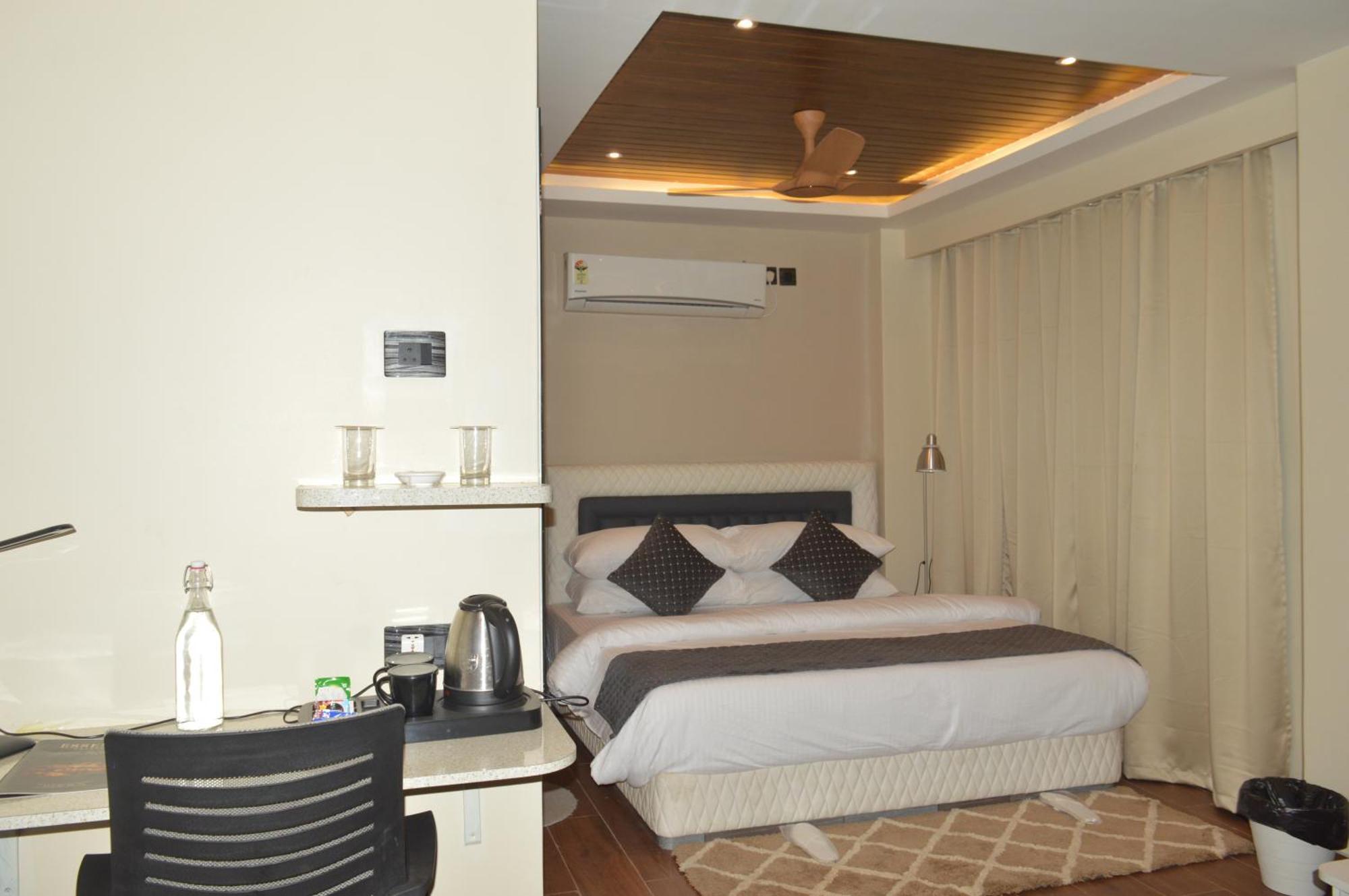 Essence Grandeur Hotell Guwahati Eksteriør bilde